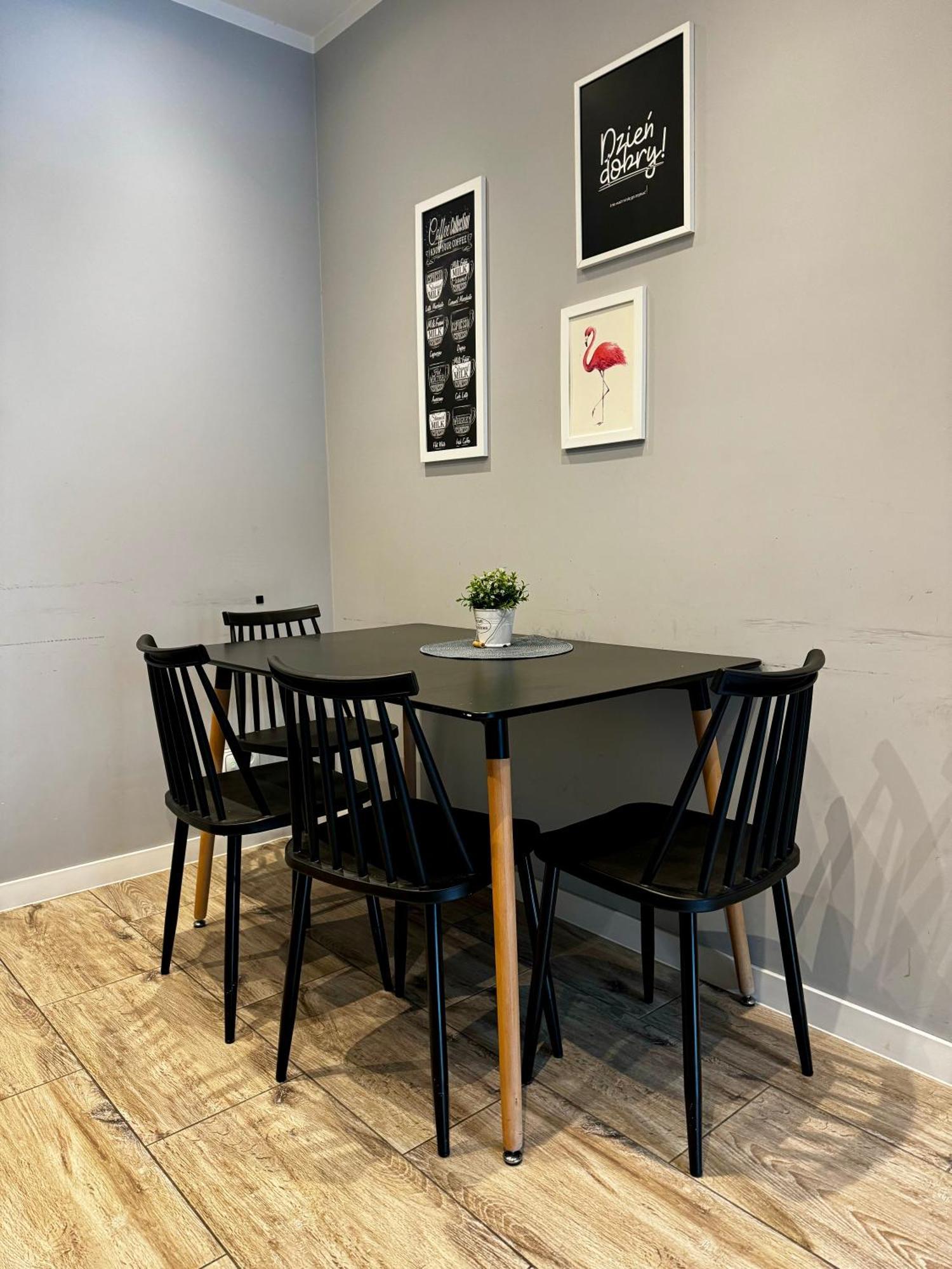 Apartament Flaming Z Balkonem - Scisle Centrum Naprzeciwko Pkp I Pks - Self Check In - Darmowy Parking - Pozne Wymeldowanie - Wystawiamy Fv Opole Luaran gambar
