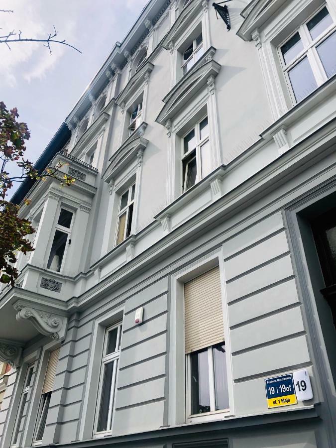 Apartament Flaming Z Balkonem - Scisle Centrum Naprzeciwko Pkp I Pks - Self Check In - Darmowy Parking - Pozne Wymeldowanie - Wystawiamy Fv Opole Luaran gambar